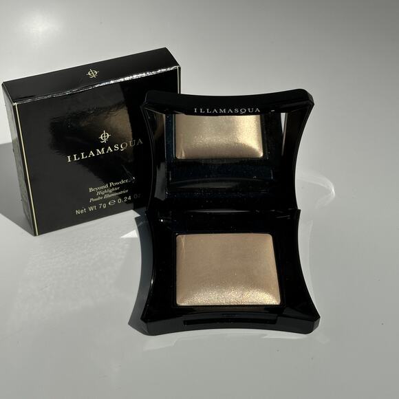 Illamasqua Beyond Powder Highlighter Compact OMG GORGEOUS Beige Gold Champagne7g - Picture 1 of 11